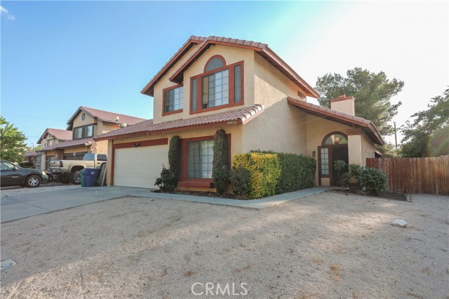 44827 Rock Island Drive, Lancaster CA: https://media.crmls.org/medias/2c1faa5a-18c9-43fb-a2c0-ef5300edd620.jpg