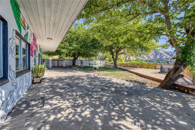 2985 Lakeshore Boulevard, Nice CA: https://media.crmls.org/medias/2c1fd41f-5a7f-45bd-904f-a757f653f8e3.jpg
