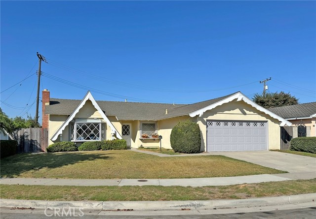 Detail Gallery Image 1 of 40 For 4771 Kaui Dr, Huntington Beach,  CA 92649 - 3 Beds | 2 Baths