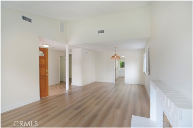 Detail Gallery Image 6 of 30 For 1110 Redding, Costa Mesa,  CA 92626 - 4 Beds | 2 Baths