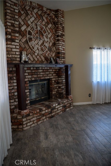 Detail Gallery Image 3 of 28 For 13770 Driftwood Dr, Victorville,  CA 92395 - 3 Beds | 2 Baths