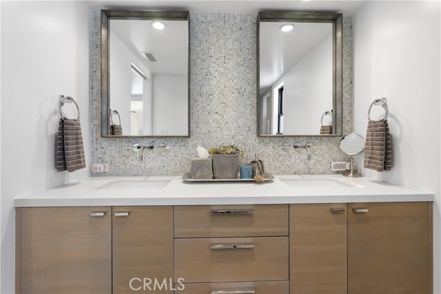 112 30th Street, Newport Beach CA: https://media.crmls.org/medias/2c21b0aa-c9fd-4373-9420-80dac24c3e32.jpg