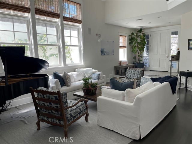 Detail Gallery Image 5 of 15 For 840 18th, Manhattan Beach,  CA 90266 - 4 Beds | 6 Baths