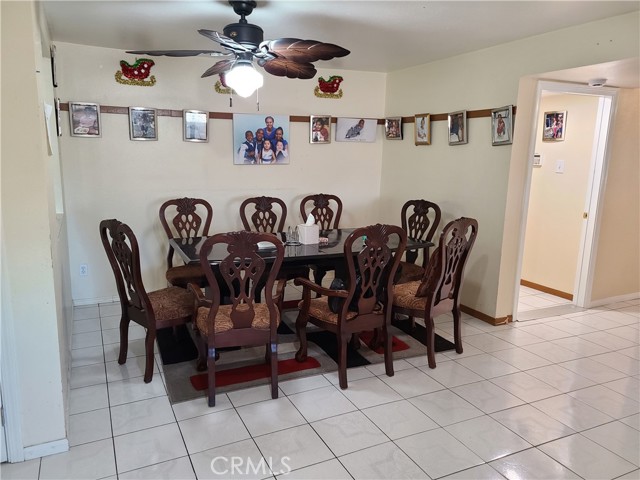 Detail Gallery Image 21 of 34 For 11685 Holmes, Jurupa Valley,  CA 91752 - 5 Beds | 2/1 Baths