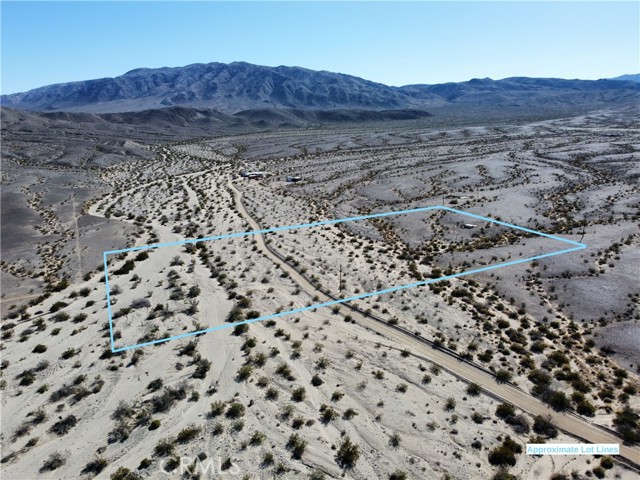 Detail Gallery Image 5 of 21 For 5 Sullivan Rd, Twentynine Palms,  CA 92277 - – Beds | – Baths