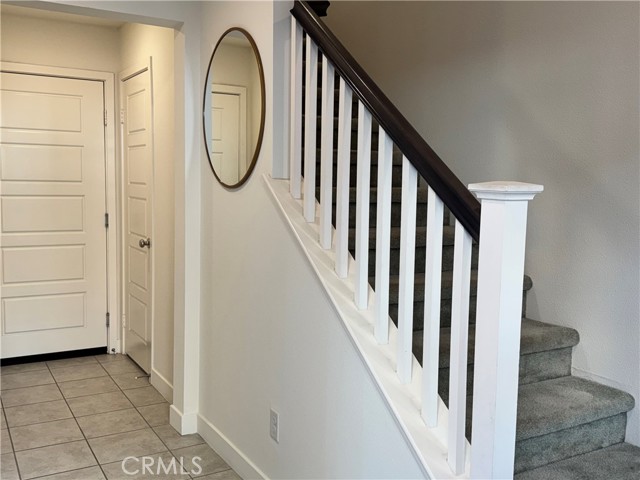 Detail Gallery Image 4 of 35 For 12745 Watt Ln #B,  Sylmar,  CA 91342 - 4 Beds | 3/1 Baths