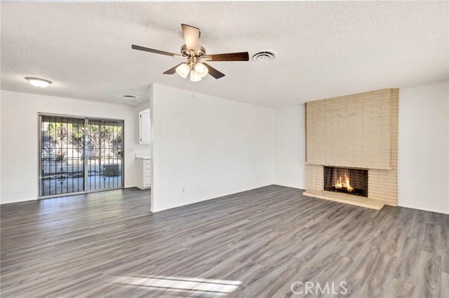 1258 Turquoise, Hemet CA: https://media.crmls.org/medias/2c236575-4ebe-4a6a-a2dd-bbabd235df21.jpg