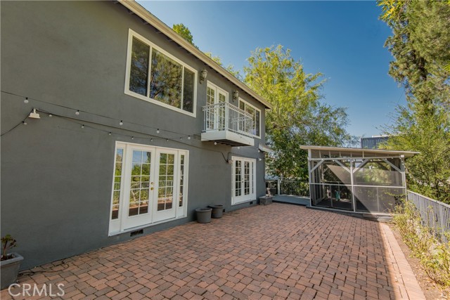 Detail Gallery Image 4 of 14 For 4602 Hurford Ter, Encino,  CA 91436 - 4 Beds | 3 Baths