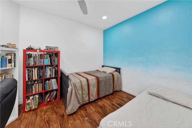 Detail Gallery Image 22 of 33 For 24332 Lorenzo, Valencia,  CA 91355 - 3 Beds | 3 Baths