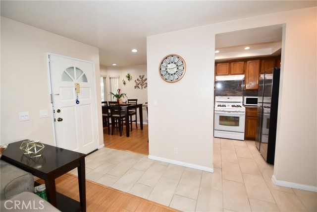 Detail Gallery Image 11 of 31 For 22220 S Vermont Ave #101,  Torrance,  CA 90502 - 2 Beds | 2 Baths