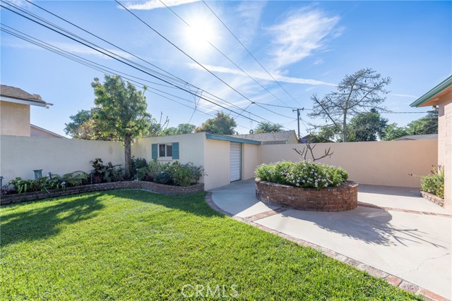 Detail Gallery Image 35 of 38 For 2404 W Ash Ave, Fullerton,  CA 92833 - 3 Beds | 2 Baths