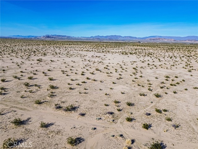 Detail Gallery Image 33 of 37 For 76100 2 Mile Rd, Twentynine Palms,  CA 92277 - – Beds | – Baths