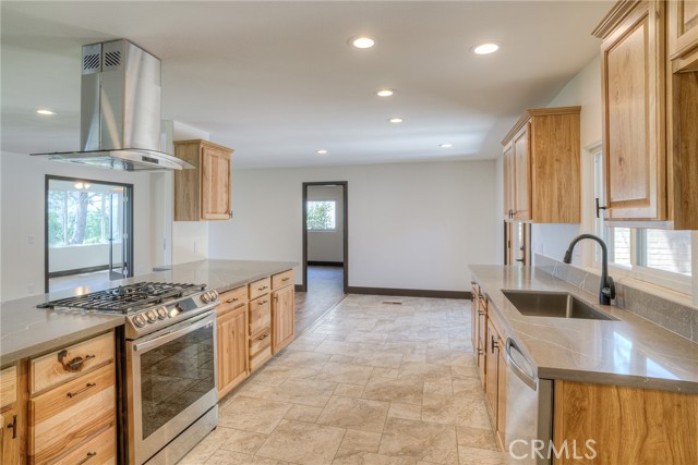 Detail Gallery Image 11 of 34 For 5103 Royal Oaks Dr, Oroville,  CA 95966 - 3 Beds | 2 Baths