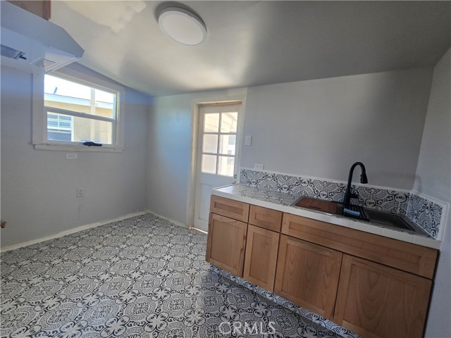 Detail Gallery Image 12 of 23 For 3868 E 1st, Los Angeles,  CA 90063 - 2 Beds | 1 Baths