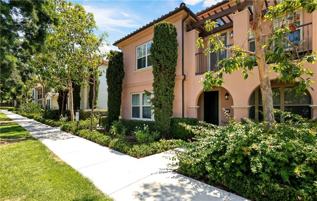 138 Coralwood, Irvine CA: https://media.crmls.org/medias/2c293ce0-0775-496d-8cc2-a7fd8a381fa5.jpg