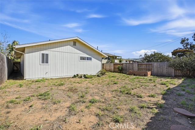 Detail Gallery Image 5 of 28 For 1847 8th, Los Osos,  CA 93402 - 3 Beds | 2 Baths