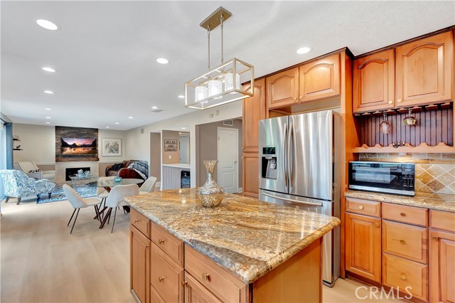 22471 Rippling Brook, Lake Forest CA: https://media.crmls.org/medias/2c2a638b-2e7d-485f-b96c-29524e04175d.jpg