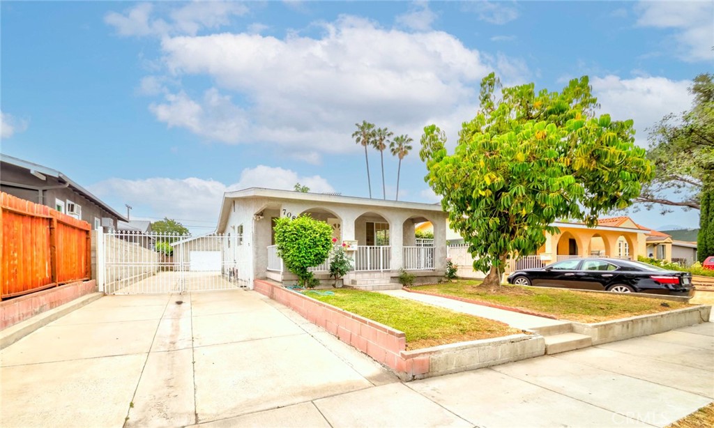 1521 N Columbus Avenue Glendale img 10