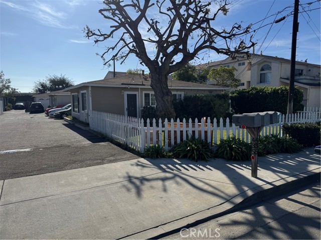 Detail Gallery Image 1 of 1 For 435 Hamilton St, Costa Mesa,  CA 92627 - – Beds | – Baths