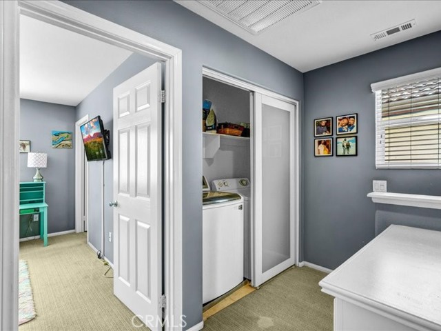 Detail Gallery Image 15 of 27 For 6840 De Celis, Lake Balboa,  CA 91406 - 3 Beds | 4 Baths