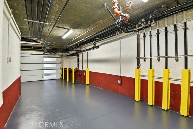 Detail Gallery Image 3 of 31 For 4461 Tujunga Ave #101,  Studio City,  CA 91602 - 3 Beds | 3 Baths