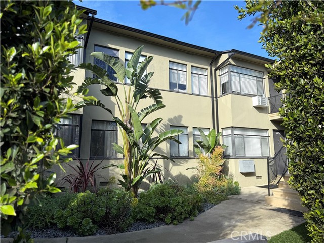 2648 23rd Street, Santa Monica CA: https://media.crmls.org/medias/2c2c892b-4b35-4839-9420-02d10dc849ff.jpg