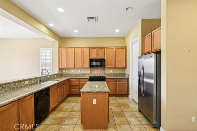 Detail Gallery Image 17 of 44 For 5107 via Bajamar, Hemet,  CA 92545 - 3 Beds | 3 Baths