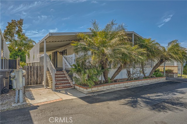 7051 Ellis Ave #3, Huntington Beach, CA 92648