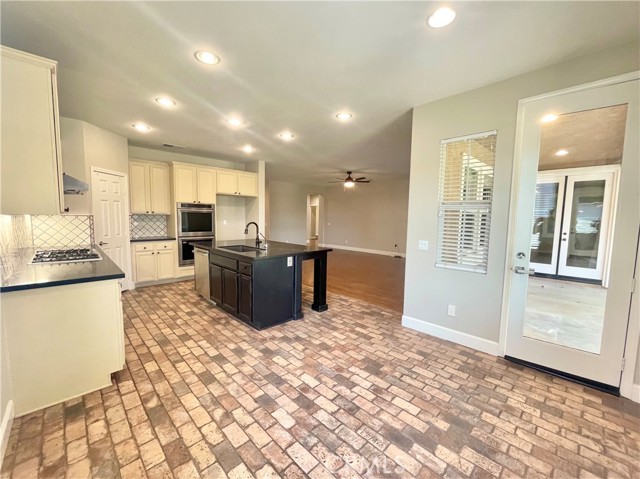 Detail Gallery Image 22 of 57 For 39326 Shree Rd, Temecula,  CA 92591 - 4 Beds | 3 Baths