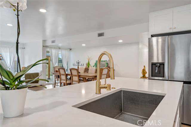 MLS #SR25262463 image #16