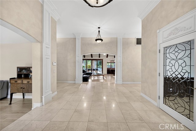 Detail Gallery Image 13 of 75 For 40833 Calle Bandido, Murrieta,  CA 92562 - 8 Beds | 7/2 Baths