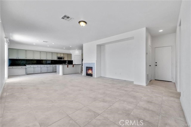24821 Melrose Drive, Romoland CA: https://media.crmls.org/medias/2c2ee47e-7006-47a5-8927-9963c52b7dee.jpg