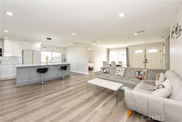 Detail Gallery Image 3 of 16 For 1109 Overlook Ridge, Diamond Bar,  CA 91765 - 3 Beds | 3 Baths