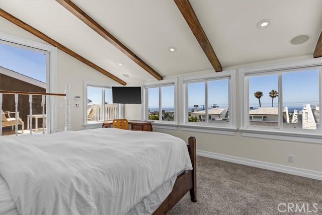 Detail Gallery Image 15 of 32 For 835 19th St, Hermosa Beach,  CA 90254 - 4 Beds | 3 Baths