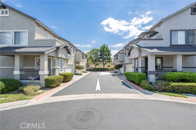 3518 E Berkshire Court, Orange CA: https://media.crmls.org/medias/2c30e4aa-e540-4f99-b8d8-a1c634fdd679.jpg