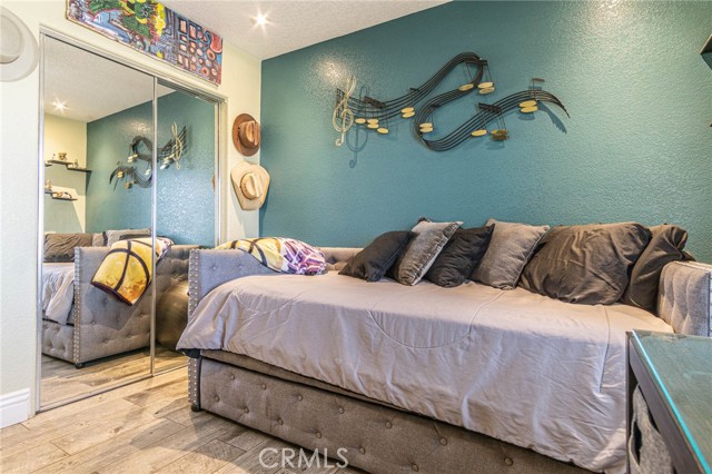 Detail Gallery Image 17 of 64 For 9735 Elsinore Rd, Oak Hills,  CA 92344 - 4 Beds | 2/1 Baths
