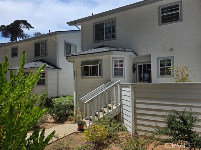 138 Sandpiper Circle, Morro Bay CA: https://media.crmls.org/medias/2c315033-d9a8-4638-a30f-5a47096515ff.jpg