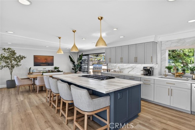 Image 55 of 75 For 1001 4th  