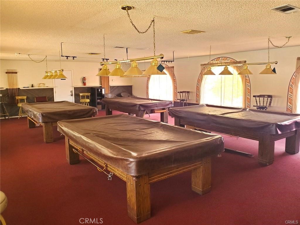 https://media.crmls.org/medias/2c324a87-e8bd-402d-bcc8-b3da4a60c0a3.jpg?preset=X-Large