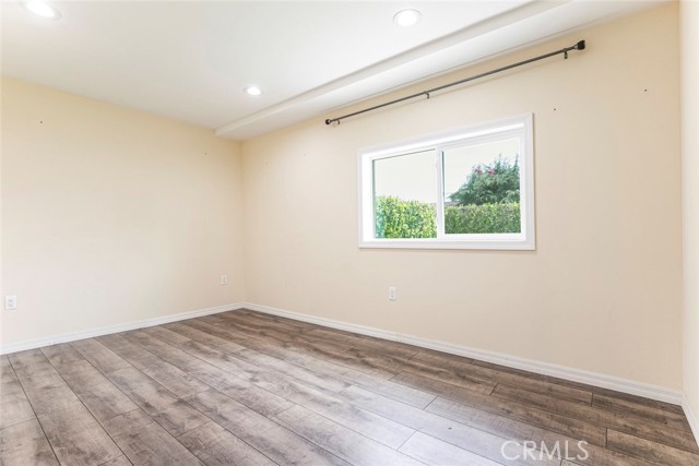 10019 Norwich Avenue, Mission Hills (San Fernando) CA: https://media.crmls.org/medias/2c32ec67-4081-4706-9e46-7711f57c35fe.jpg