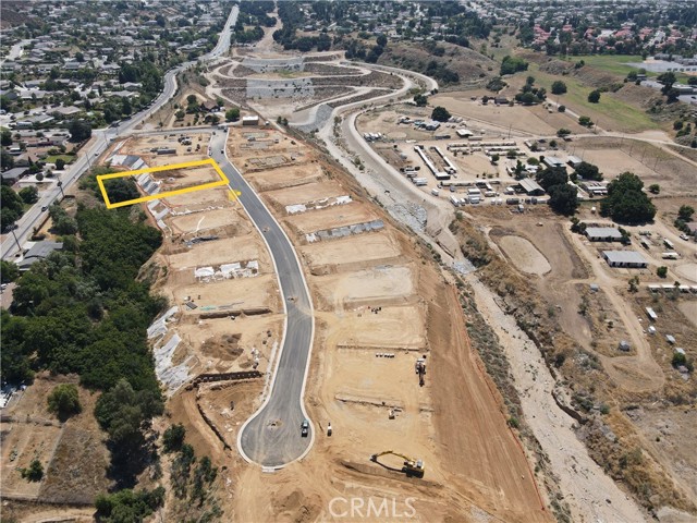 35886 Wildwood Crest Drive, Yucaipa CA: https://media.crmls.org/medias/2c340ab7-0c0f-4f88-af96-d1665be3621e.jpg