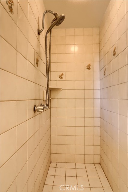 5857 Allred Road, Mariposa CA: https://media.crmls.org/medias/2c341a81-12b2-4d7f-8cf8-dd3f6cc30beb.jpg