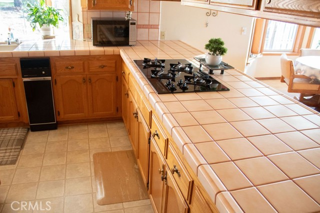 Detail Gallery Image 16 of 60 For 87 Valley View Dr, Paradise,  CA 95969 - 5 Beds | 3 Baths