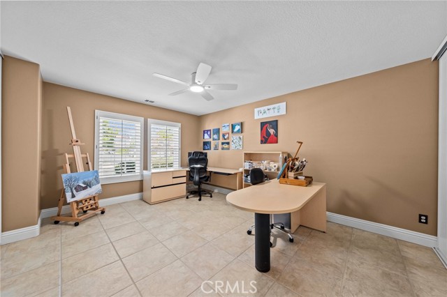 32409 Favara Drive, Temecula CA: https://media.crmls.org/medias/2c35172b-48c2-4022-8484-2cbad389b6fa.jpg