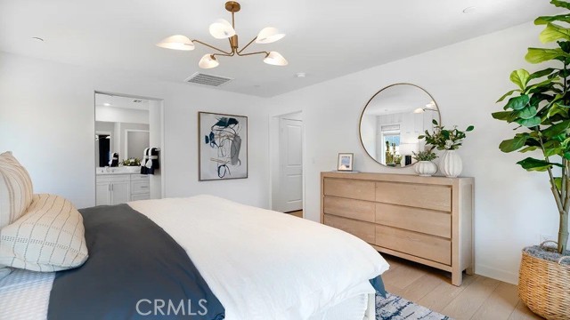 Detail Gallery Image 15 of 23 For 1702 Eagle Rd, Rialto,  CA 92376 - 3 Beds | 2/1 Baths