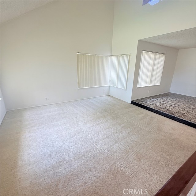 Detail Gallery Image 6 of 65 For 46 Christamon, Irvine,  CA 92620 - 4 Beds | 2/1 Baths