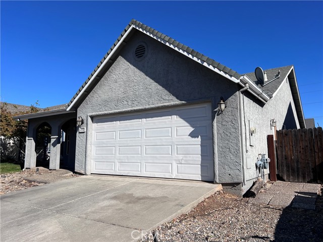 Detail Gallery Image 3 of 28 For 2192 Huntington Dr, Chico,  CA 95928 - 3 Beds | 2 Baths