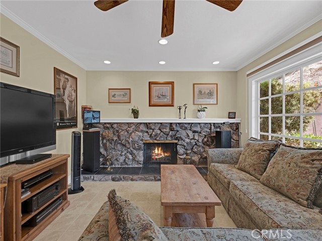 28702 Eagleton Street, Agoura Hills CA: https://media.crmls.org/medias/2c35b111-34dc-4743-9d27-a7c47781e172.jpg