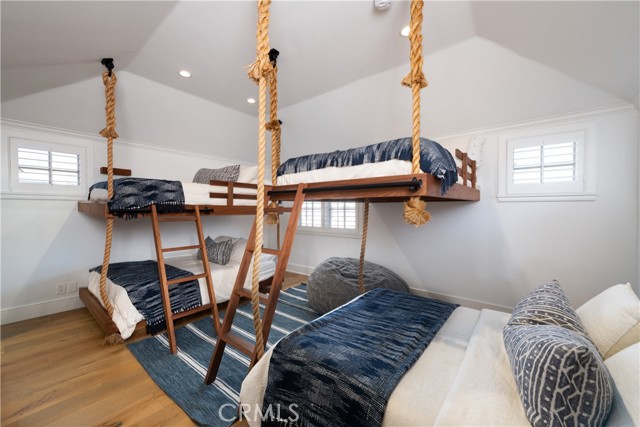 Detail Gallery Image 26 of 33 For 1228 W Oceanfront, Newport Beach,  CA 92661 - 3 Beds | 4 Baths