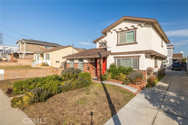 1809 Belmont Lane, Redondo Beach, California 90278, 3 Bedrooms Bedrooms, ,2 BathroomsBathrooms,Residential,For Sale,Belmont,SB25021299